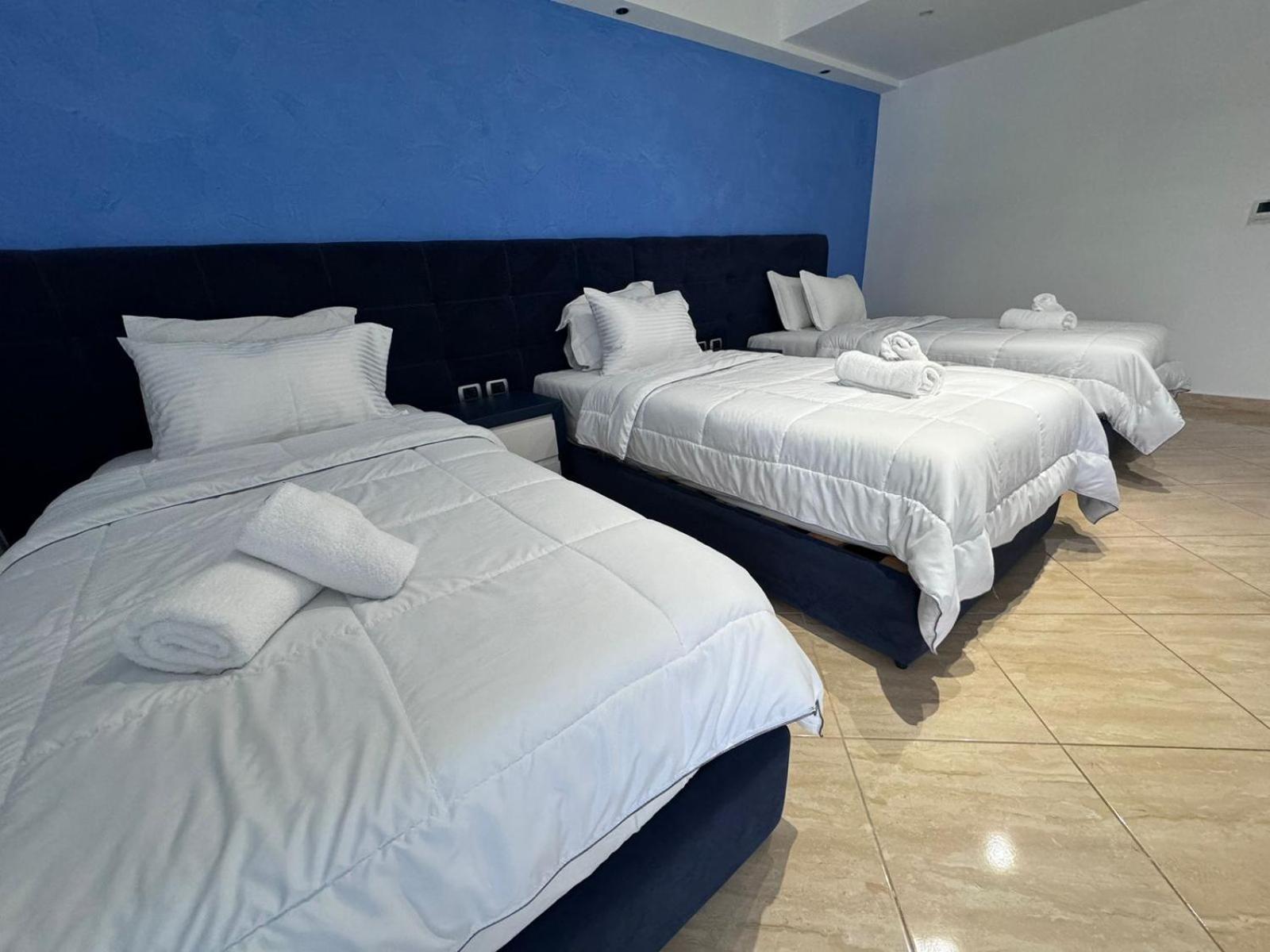 Hotel Blue Sky Sarande Ngoại thất bức ảnh