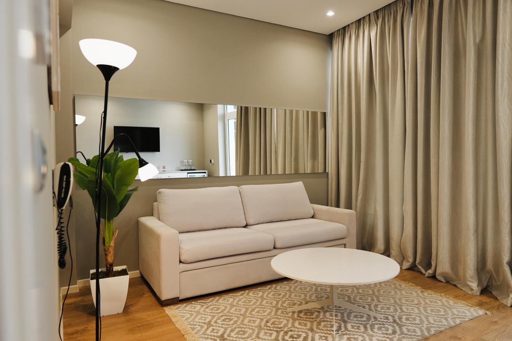 Hotel Blue Sky Sarande Ngoại thất bức ảnh
