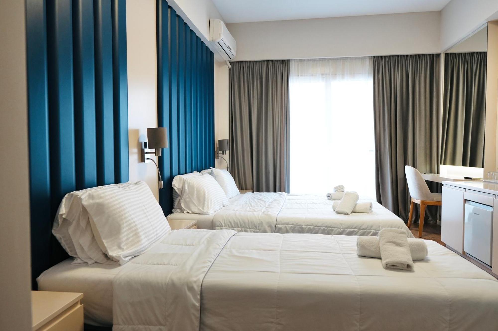 Hotel Blue Sky Sarande Ngoại thất bức ảnh
