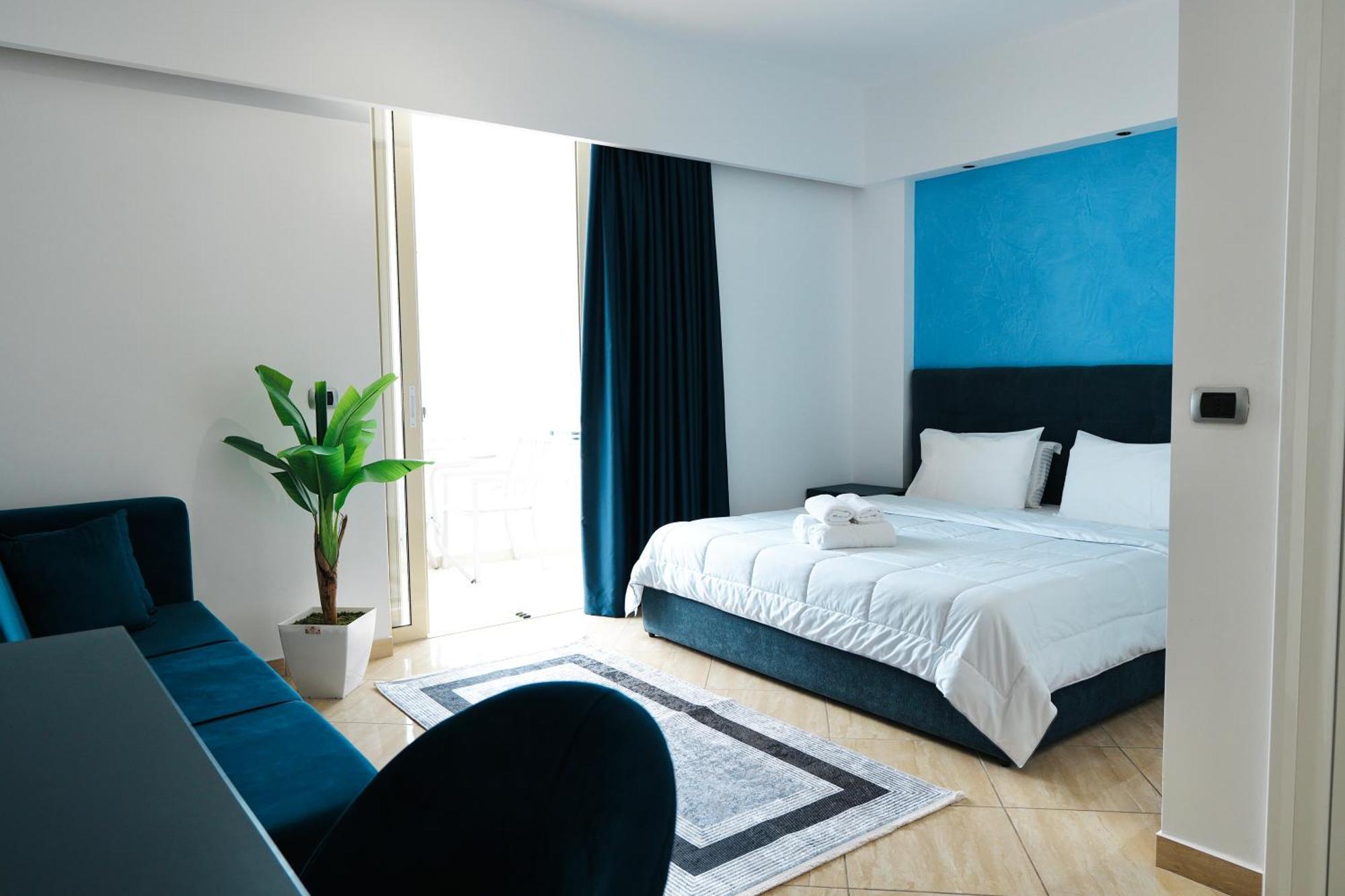 Hotel Blue Sky Sarande Ngoại thất bức ảnh