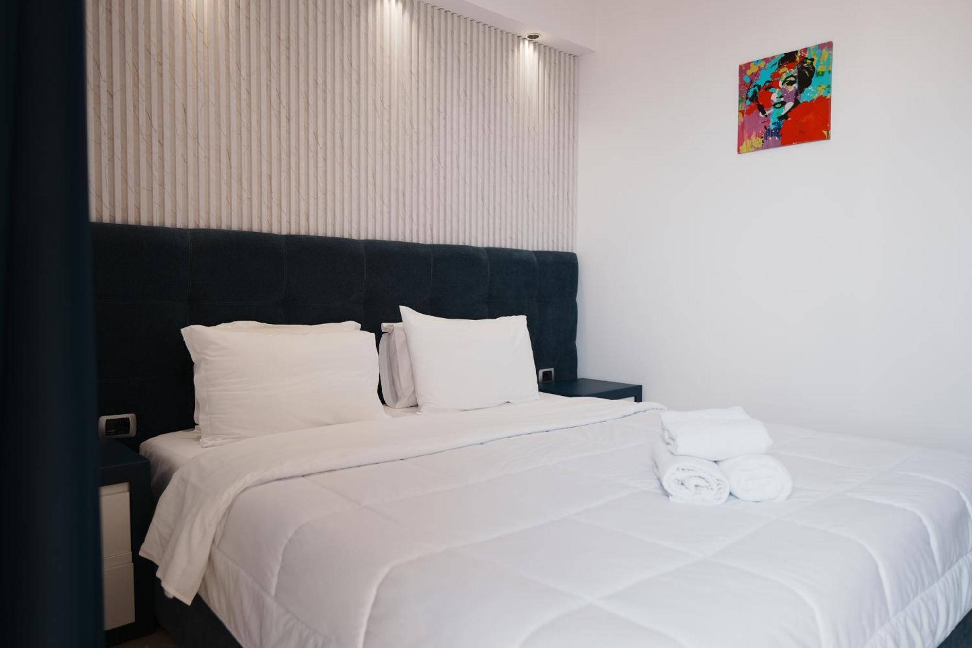 Hotel Blue Sky Sarande Ngoại thất bức ảnh