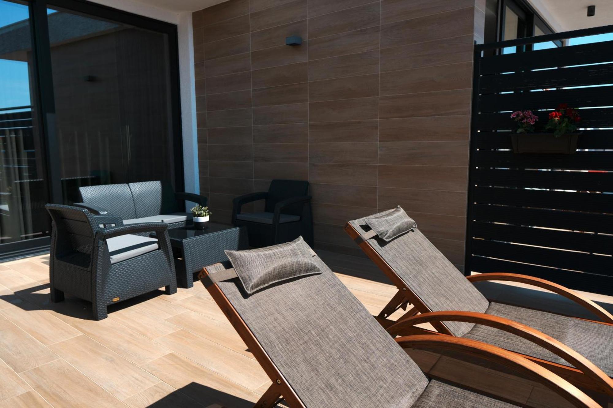 Hotel Blue Sky Sarande Ngoại thất bức ảnh