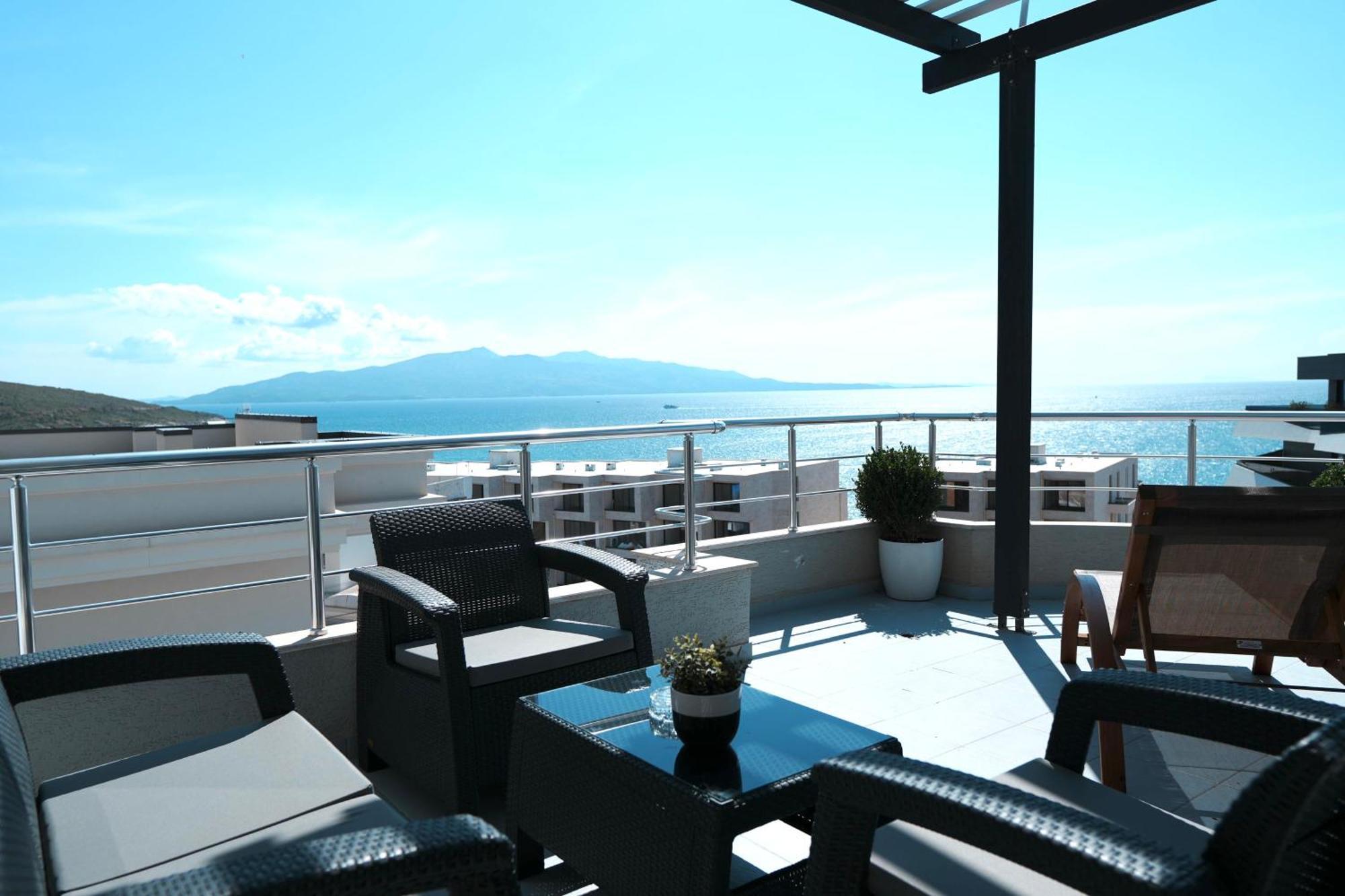 Hotel Blue Sky Sarande Ngoại thất bức ảnh