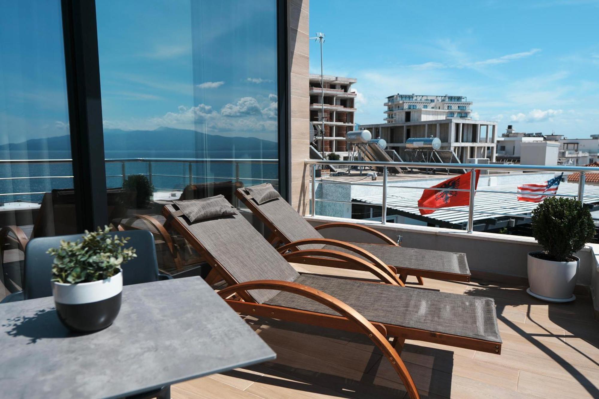 Hotel Blue Sky Sarande Ngoại thất bức ảnh