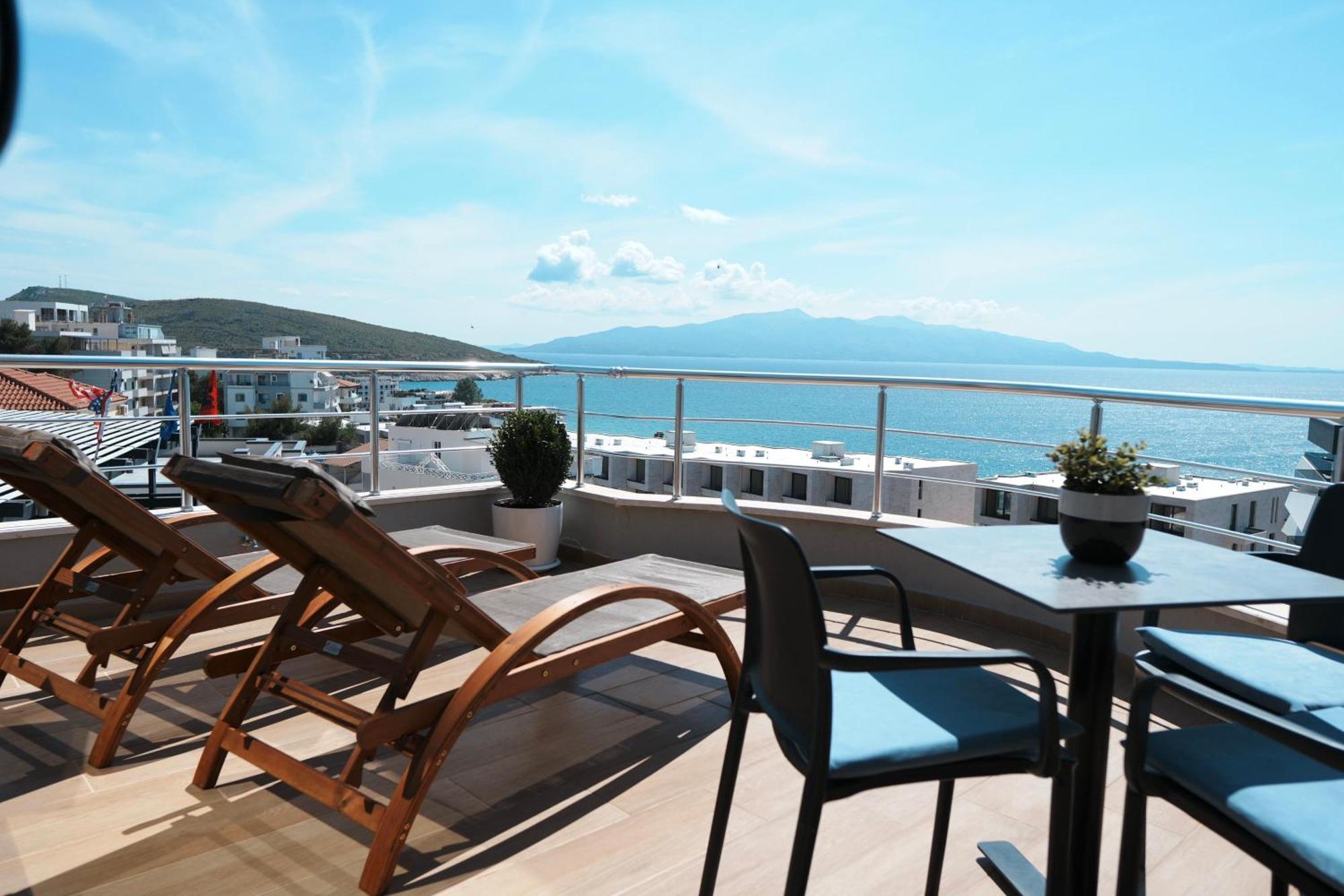 Hotel Blue Sky Sarande Ngoại thất bức ảnh